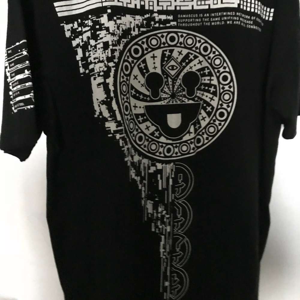 Damascus tee